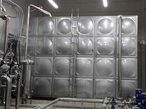 Stainless steel water tank