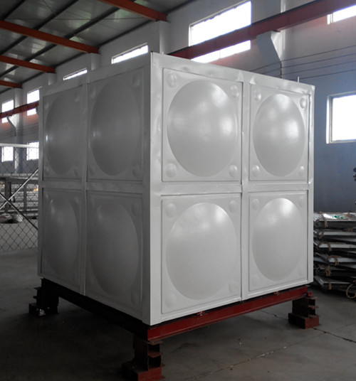 FRP water tank